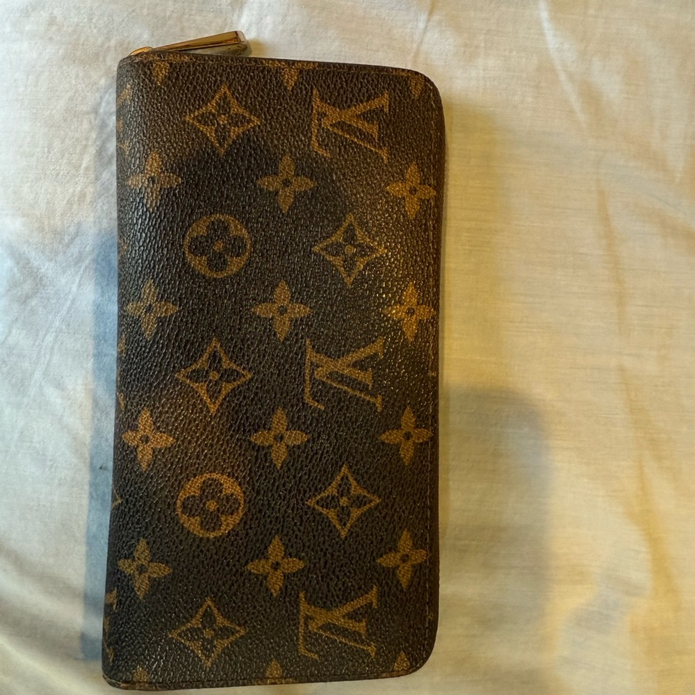 Monogram Zippy Wallet